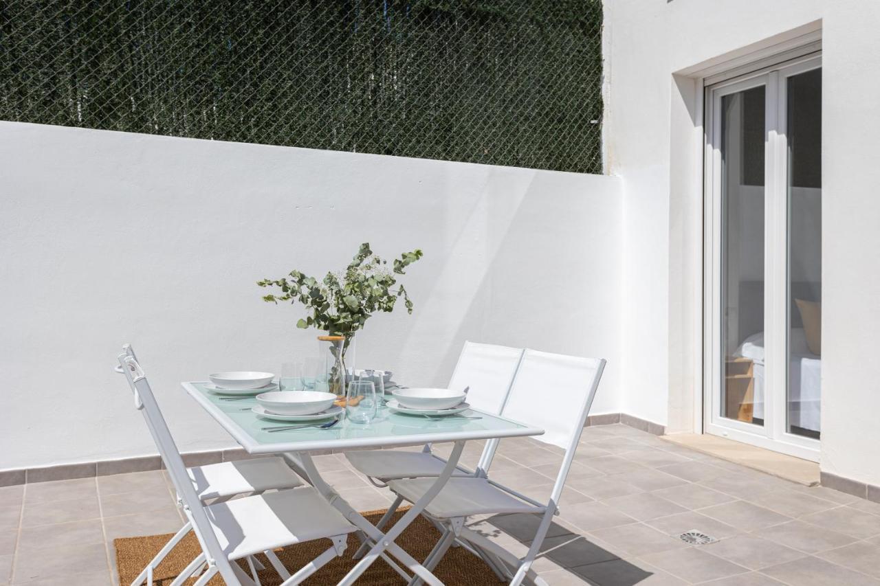 Apartamentos La Pelusa มาลากา ภายนอก รูปภาพ